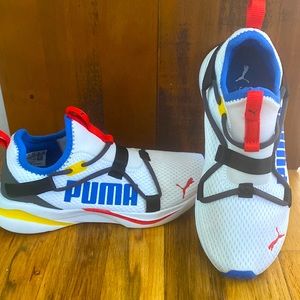 Boys Puma slip on sneaker